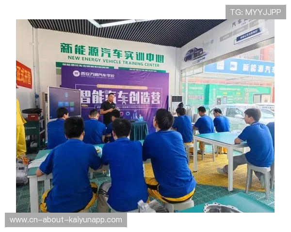 精英训练营再启航，精英训练营主题